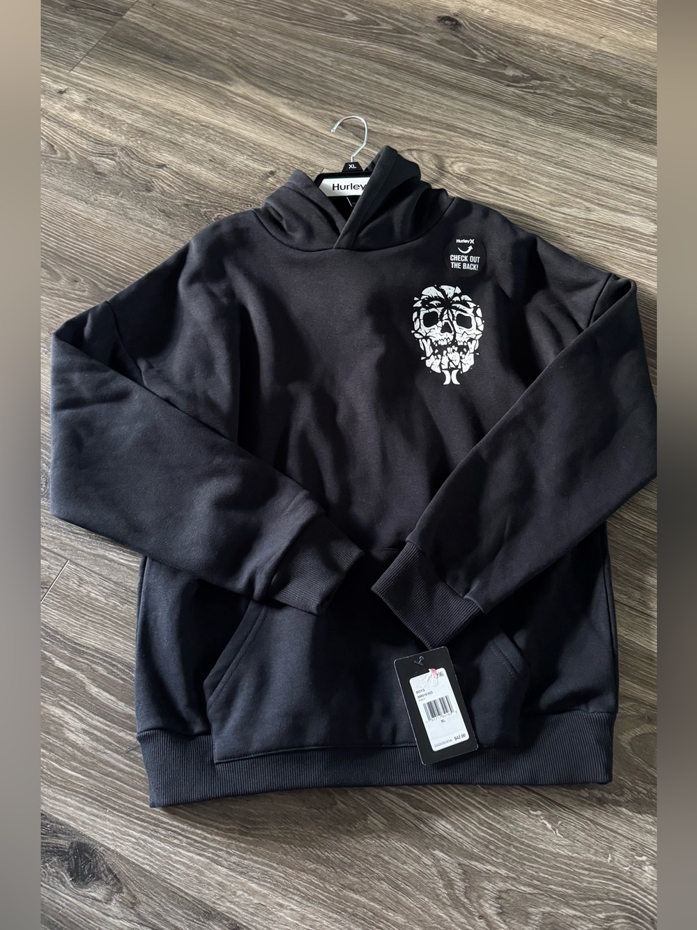 NWT KIDS Hurley Black Hoodie with White Skull Graphic